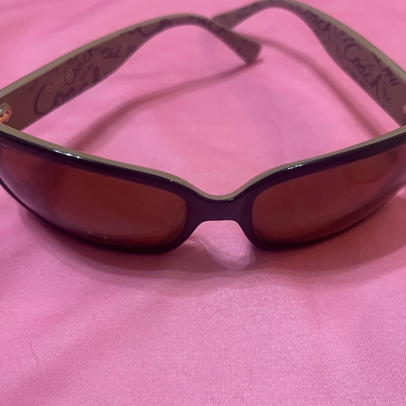Coach sunglasses w/hard case😎 - Picture 2 of 8